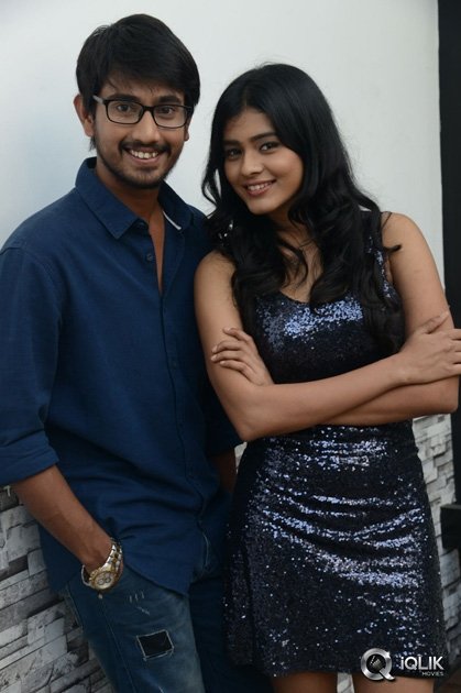 Kumari-21-F-Movie-First-Look-Launch